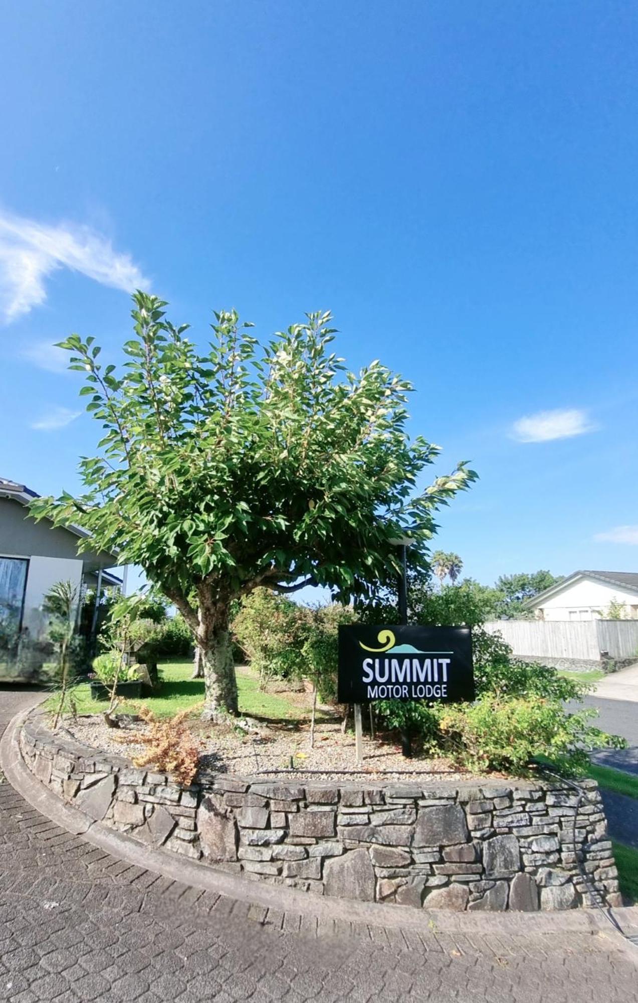 Summit Motor Lodge Tauranga Luaran gambar